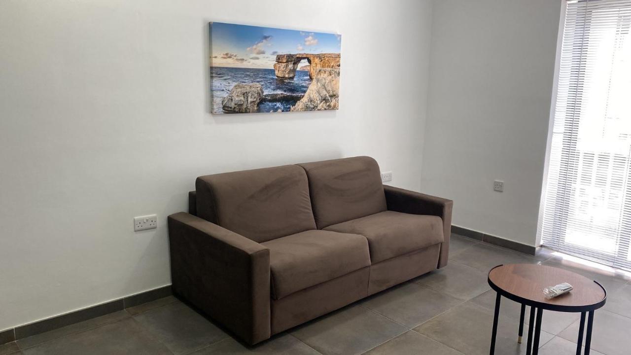 Modern Haven In Ta'Xbiex Appartement Ta Xbiex Buitenkant foto